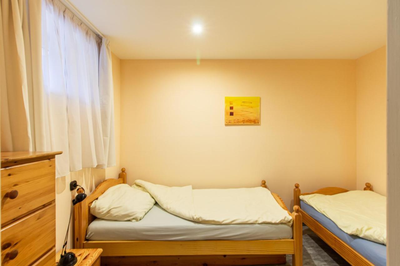 Deli Terasz A Apartman Free Parking, Self-Check-In Anytime Gyor Ngoại thất bức ảnh